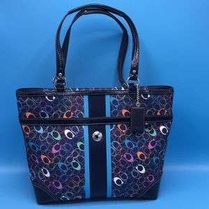 Coach shoulder bag. Preppy all-over logo look.